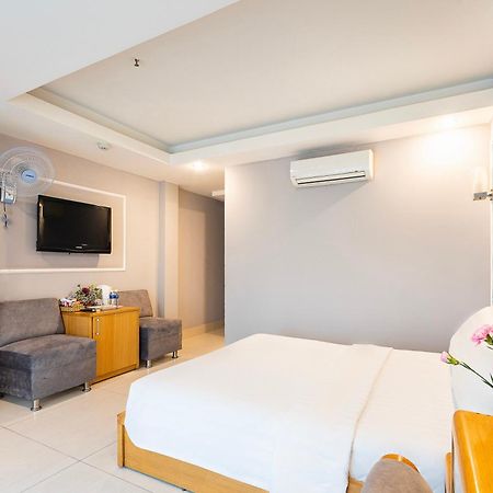 Lucky Star Hotel - Ben Thanh Ho Chi Minh Zewnętrze zdjęcie
