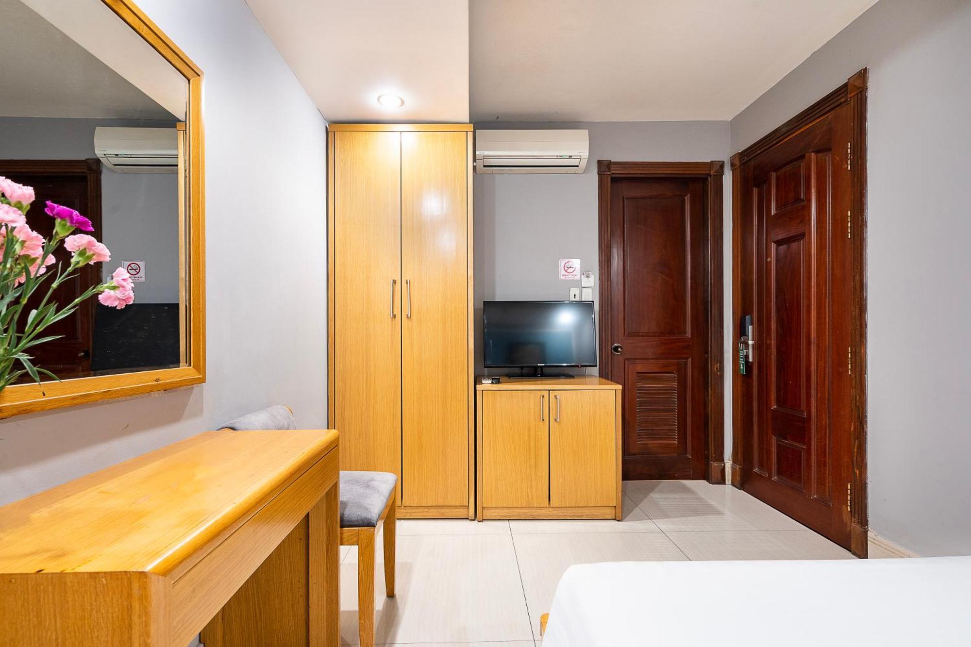 Lucky Star Hotel - Ben Thanh Ho Chi Minh Zewnętrze zdjęcie