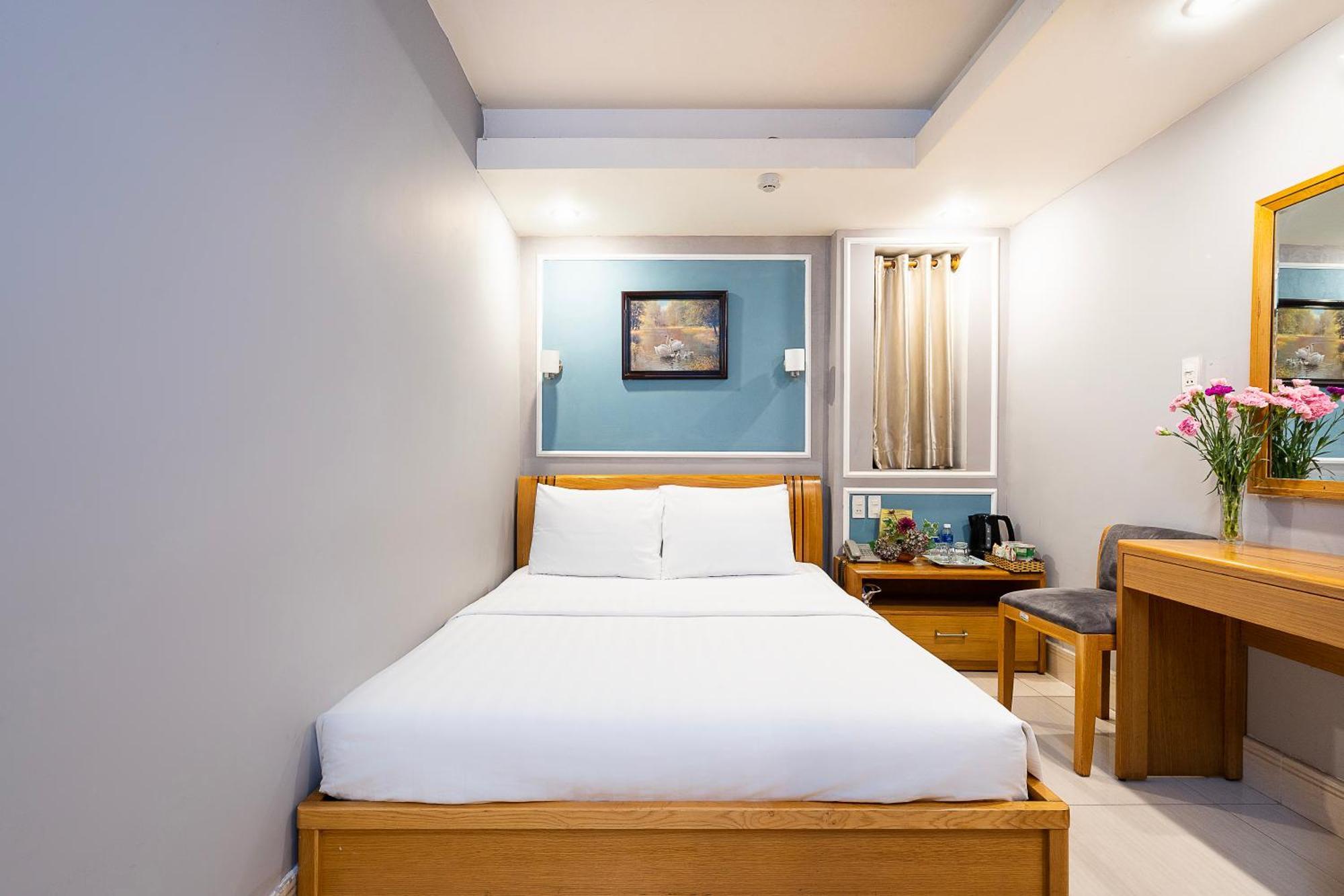 Lucky Star Hotel - Ben Thanh Ho Chi Minh Zewnętrze zdjęcie